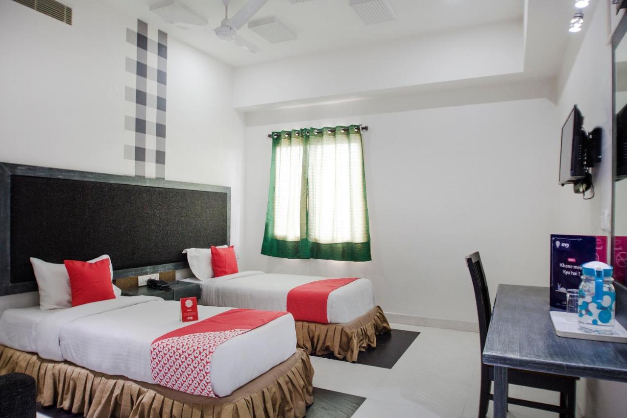 Hotel O Palak Residency Near Erragadda Metro Station Hyderabad Eksteriør bilde