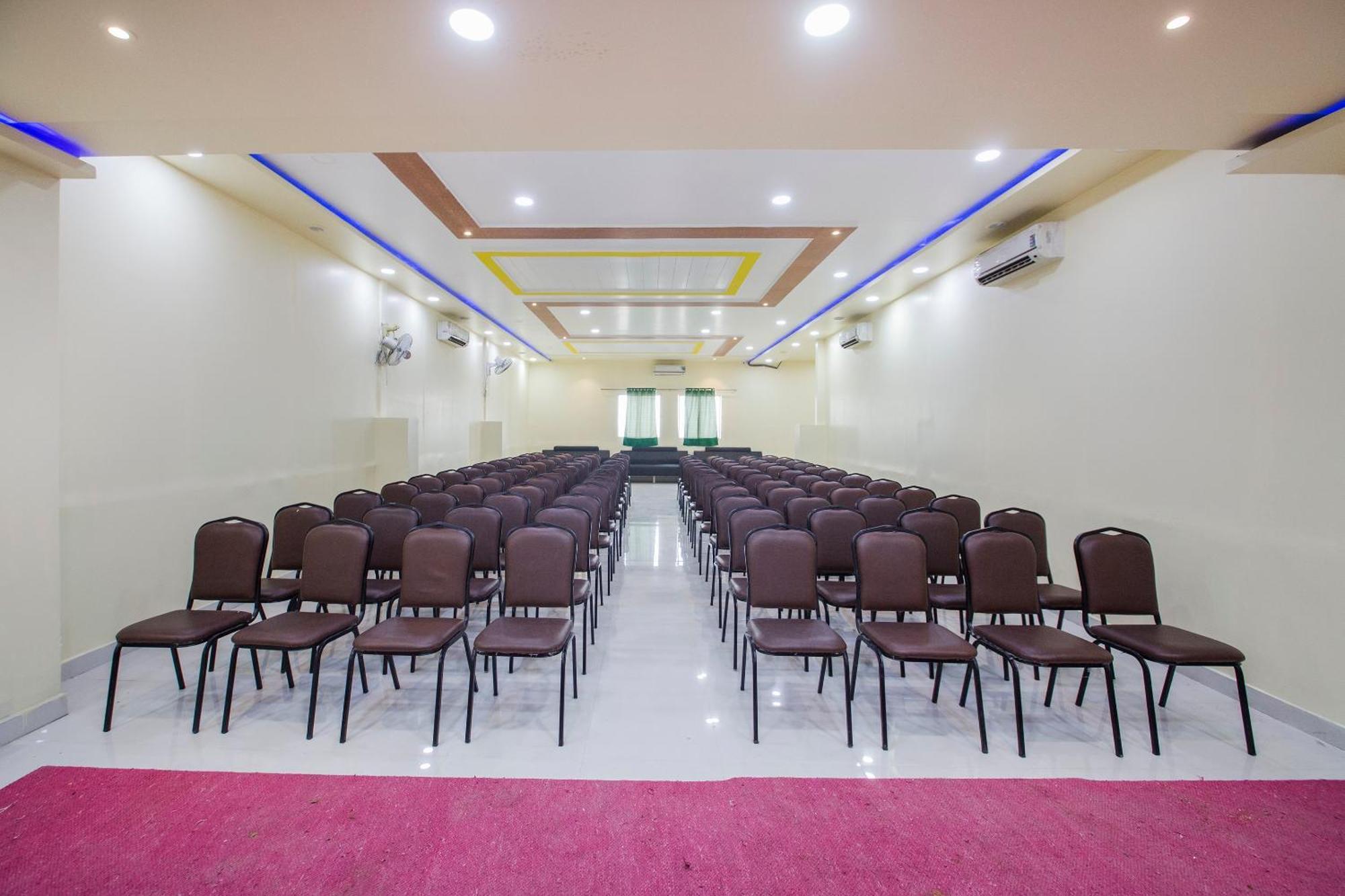 Hotel O Palak Residency Near Erragadda Metro Station Hyderabad Eksteriør bilde