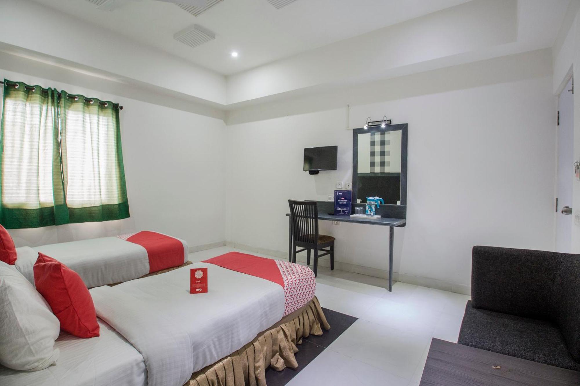 Hotel O Palak Residency Near Erragadda Metro Station Hyderabad Eksteriør bilde