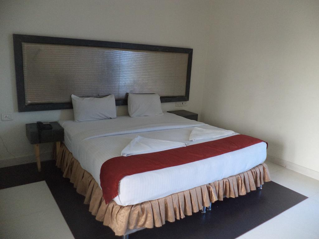Hotel O Palak Residency Near Erragadda Metro Station Hyderabad Rom bilde